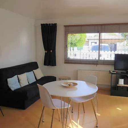 דירה Studio De Fontaine-le-Comte