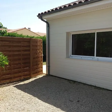 Studio De * Fontaine-le-Comte